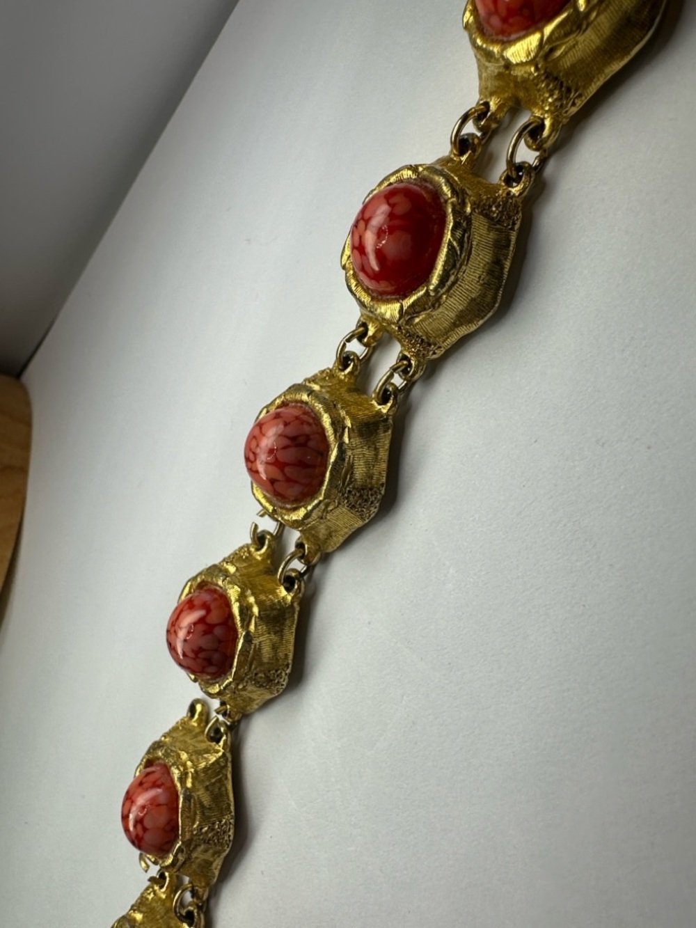 Vintage Czech Glass Bracelet For Repair with Red Marbled Glass Cabochons - Picture 12 of 15